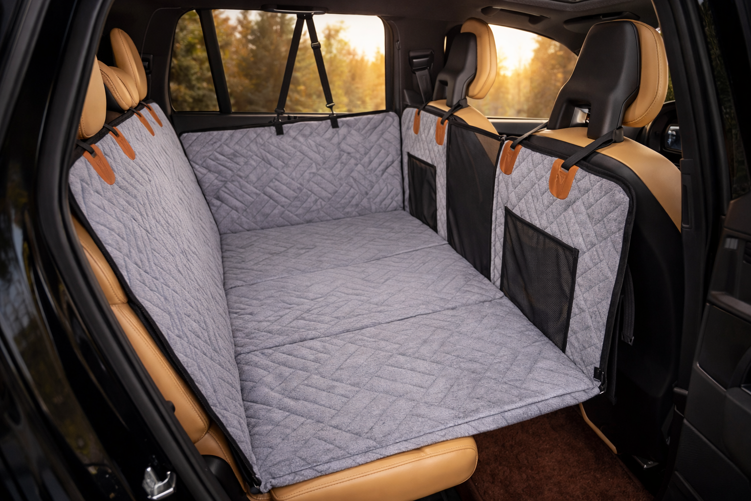 Plateforme voyage XL imperméable pour grand chien — vue d'ensemble sur banquette arrière