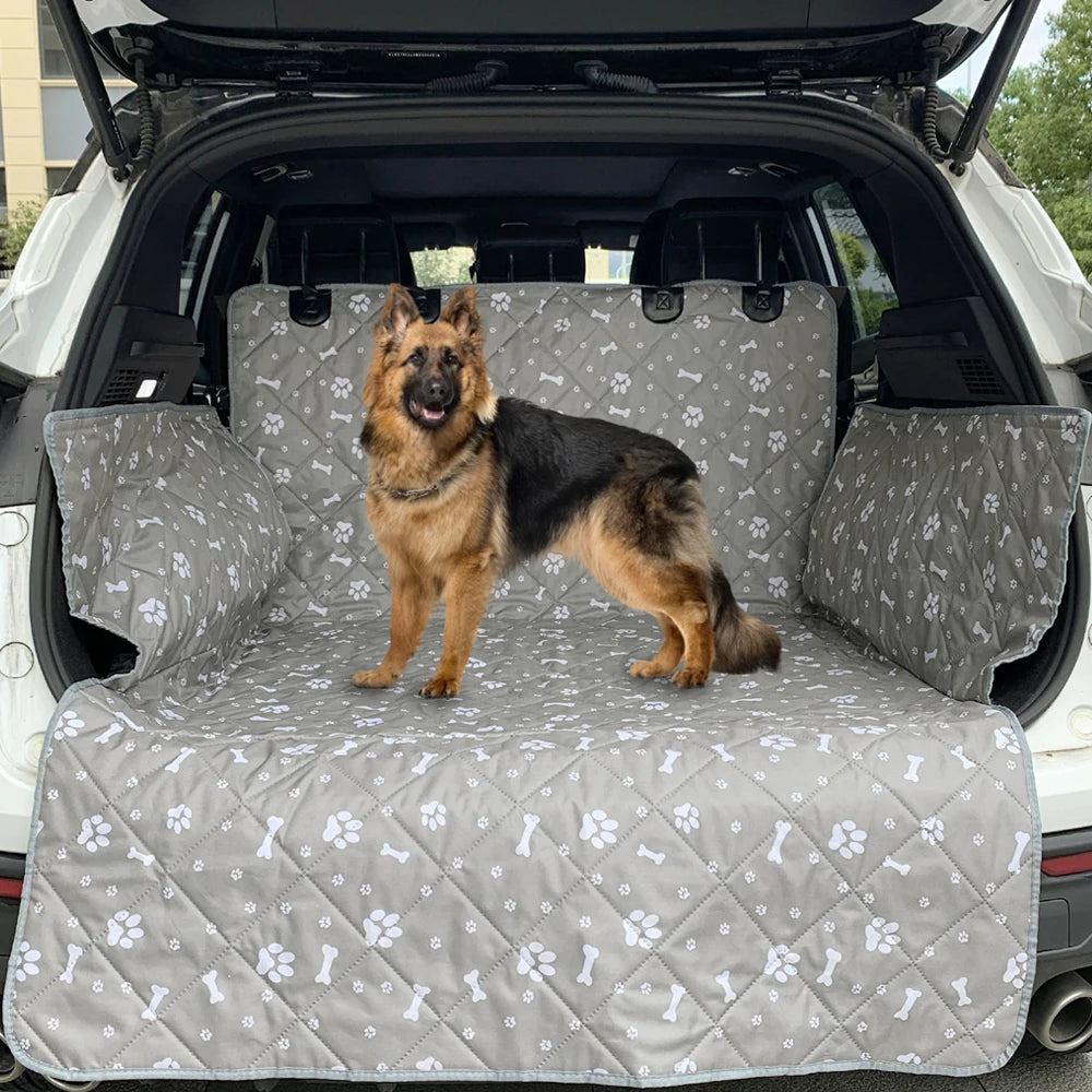 Housse de coffre matelassée motif pattes grand chien — tissu polyester gris matelassé lavable