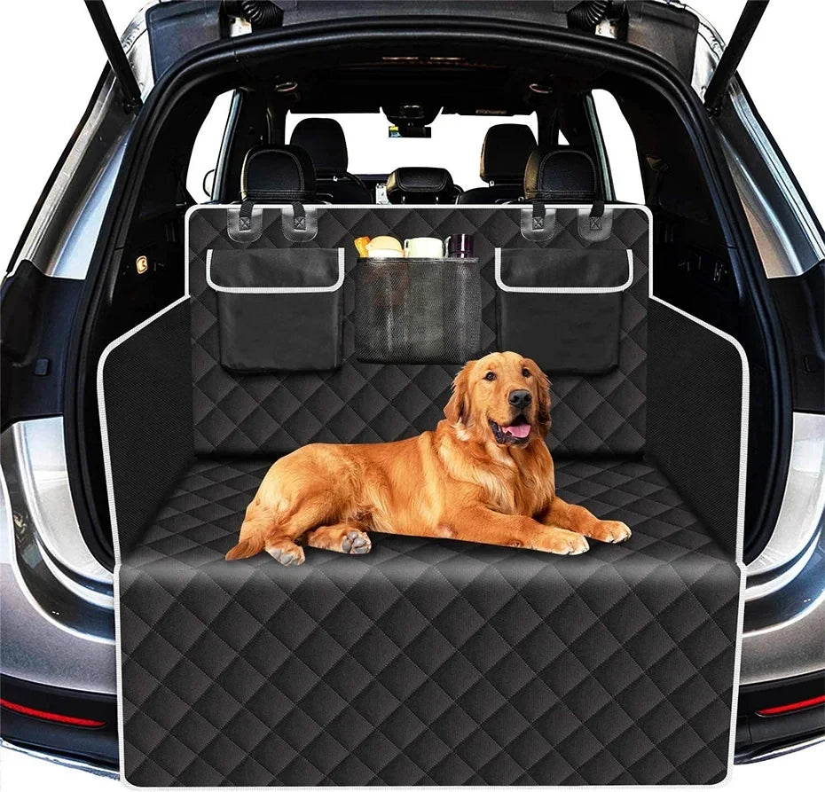 Housse voiture 2-en-1 hamac et coffre pour grand chien — détail des sangles et boucles de fixation